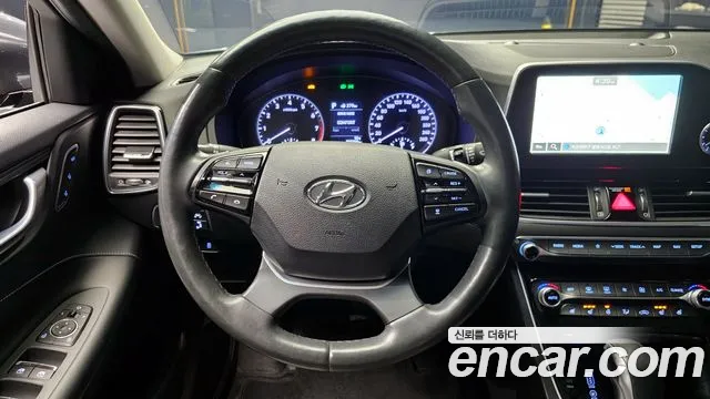 2018 Hyundai Grandeur IG 3.0 Exclusive Sold VIN KMHF241EBJA065772 – interior seats