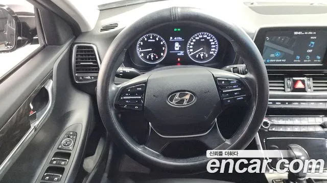 2018 Hyundai Grandeur IG 3.0 Modren Basic (Rental car) Sold VIN KMHF241EBJA066701 – photo 11 2018 Hyundai Grandeur IG 3.0 Modren Basic (Rental car) Sold VIN KMHF241EBJA066701 – photo 11