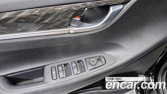 2018 Hyundai Grandeur IG 3.0 Modren Basic (Rental car) Sold VIN KMHF241EBJA067327 – front exterior 2018 Hyundai Grandeur IG 3.0 Modren Basic (Rental car) Sold VIN KMHF241EBJA067327 – front exterior