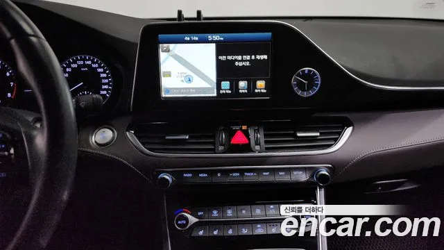 2018 Hyundai Grandeur IG 3.0 Exclusive Sold VIN KMHF241EBJA068546 – interior seats