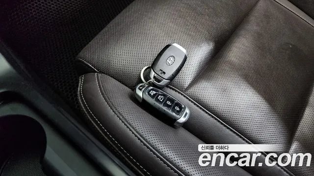 2018 Hyundai Grandeur IG 3.0 Exclusive Sold VIN KMHF241EBJA068546 – odometer reading