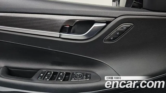2018 Hyundai Grandeur Ig 3.0 Exclusive Sold VIN KMHF241EBJA097813 – front exterior
