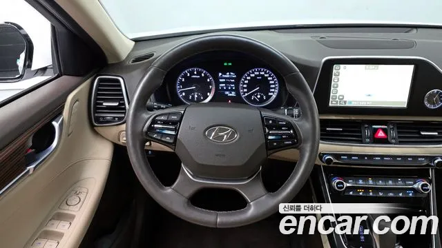 2018 Hyundai Grandeur IG 3.0 Exclusive Sold VIN KMHF241EBJA102274 – engine bay 2018 Hyundai Grandeur IG 3.0 Exclusive Sold VIN KMHF241EBJA102274 – engine bay
