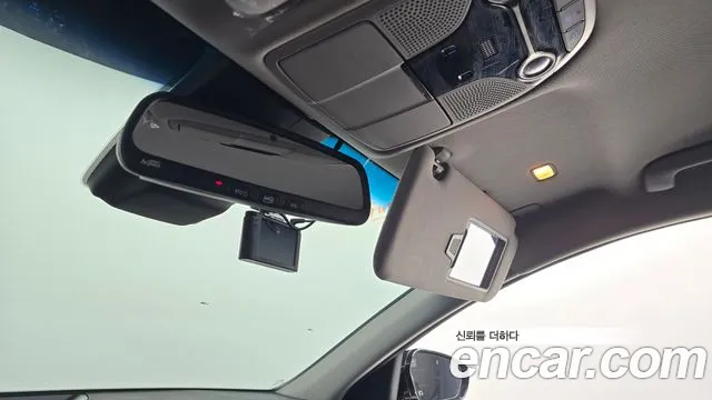 2018 Hyundai Grandeur IG 3.0 Exclusive Sold VIN KMHF241EBJA103167 – dashboard