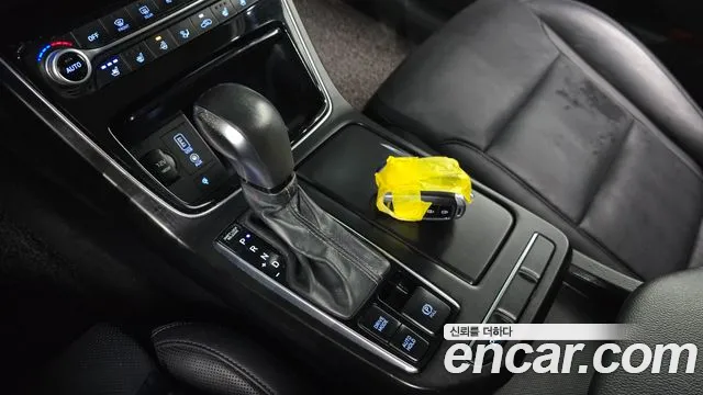 2018 Hyundai Grandeur IG 3.0 Exclusive Sold VIN KMHF241EBJA103167 – photo 18