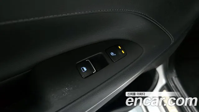 2018 Hyundai Grandeur IG 3.0 Exclusive Sold VIN KMHF241EBJA107272 – interior seats