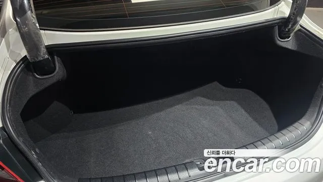 2018 Hyundai Grandeur IG 3.0 Exclusive Sold VIN KMHF241EBJA107272 – photo 27