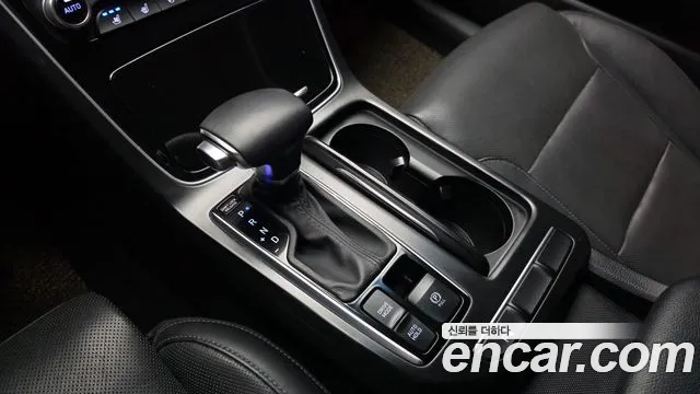 2018 Hyundai Grandeur IG 3.0 Exclusive Sold VIN KMHF241EBJA113609 – interior seats