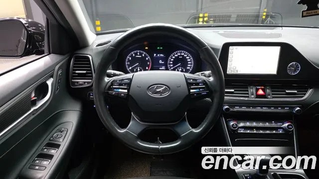 2018 Hyundai Grandeur IG 3.0 Exclusive Sold VIN KMHF241EBJA113609 – undercarriage