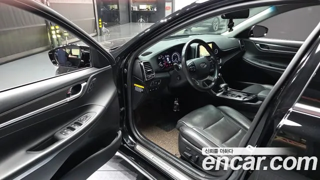 2018 Hyundai Grandeur IG 3.0 Exclusive Sold VIN KMHF241EBJA113609 – photo 18