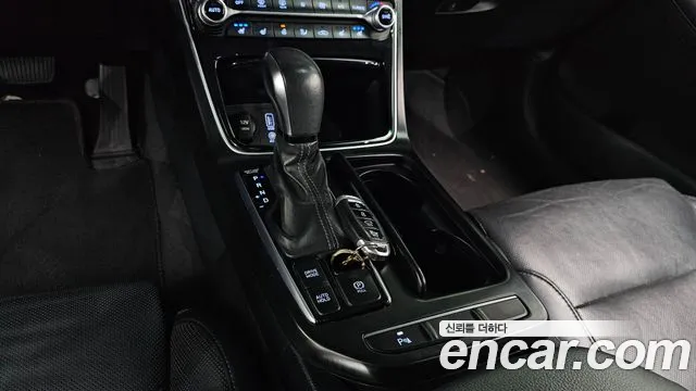 2018 Hyundai Grandeur IG 3.0 Exclusive Sold VIN KMHF241EBJA123933 – photo 14