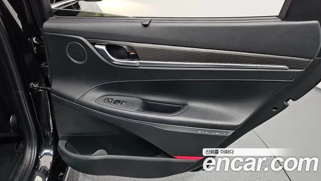 2018 Hyundai Grandeur IG 3.0 Exclusive Sold VIN KMHF241EBJA123933 – photo 16