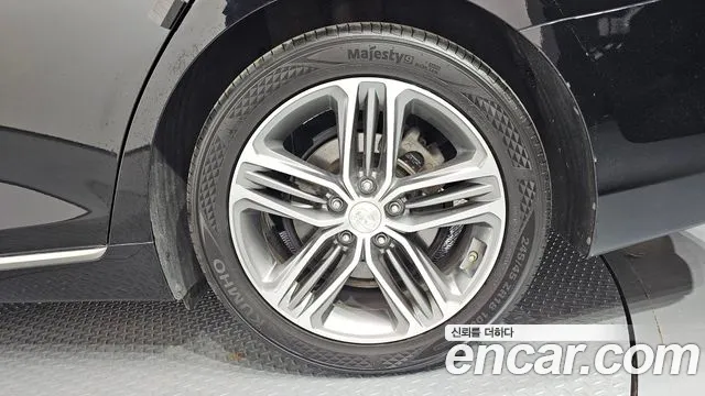 2018 Hyundai Grandeur IG 3.0 Exclusive Sold VIN KMHF241EBJA123933 – photo 23