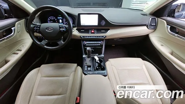 2018 Hyundai Grandeur IG 3.0 Exclusive Sold VIN KMHF241EBJA136370 – engine bay