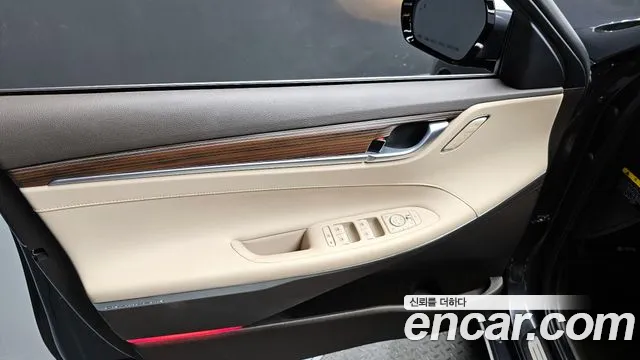 2018 Hyundai Grandeur IG 3.0 Exclusive Sold VIN KMHF241EBJA136370 – exterior detail