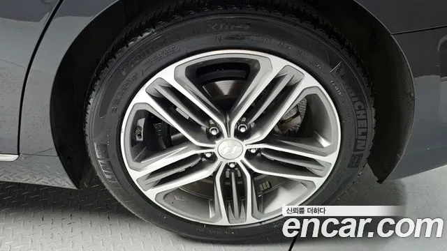2018 Hyundai Grandeur IG 3.0 Exclusive Sold VIN KMHF241EBJA136370 – photo 19