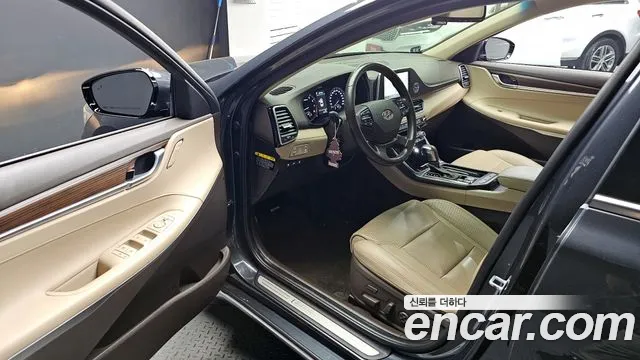 2018 Hyundai Grandeur IG 3.0 Exclusive Sold VIN KMHF241EBJA136370 – photo 25