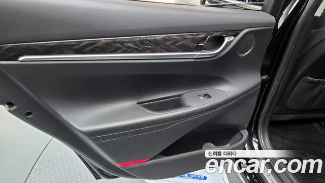 2017 Hyundai Grandeur IG 3.0 Modren Basic (Rental car) Sold VIN KMHF241NBHA038269 – dashboard