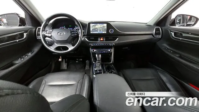 2017 Hyundai Grandeur IG 3.0 Modren Basic (Rental car) Sold VIN KMHF241NBHA038269 – interior seats