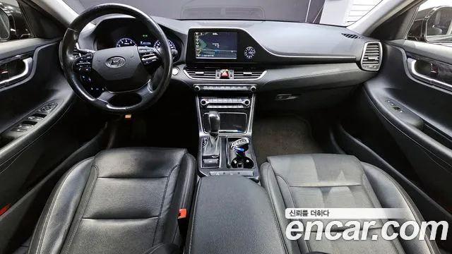 2019 Hyundai Grandeur IG 3.0 LPi Modern Basic (Rental Car) Sold VIN KMHF241NBKA234677 – undercarriage 2019 Hyundai Grandeur IG 3.0 LPi Modern Basic (Rental Car) Sold VIN KMHF241NBKA234677 – undercarriage
