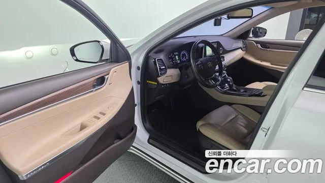 2017 Hyundai Grandeur IG 3.0 Exclusive Sold VIN KMHF341EBHA025518 – photo 15 2017 Hyundai Grandeur IG 3.0 Exclusive Sold VIN KMHF341EBHA025518 – photo 15