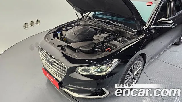 2017 Hyundai Grandeur Ig 3.0 Exclusive Sold VIN KMHF341EBHA027756 – front exterior 2017 Hyundai Grandeur Ig 3.0 Exclusive Sold VIN KMHF341EBHA027756 – front exterior