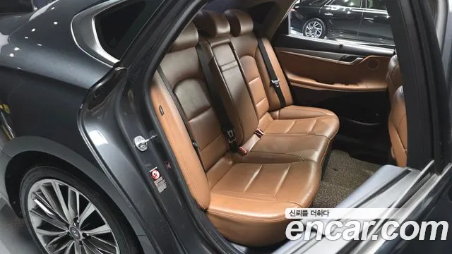 2017 Hyundai Grandeur IG 3.0 Exclusive Sold VIN KMHF341EBHA038462 – rear exterior 2017 Hyundai Grandeur IG 3.0 Exclusive Sold VIN KMHF341EBHA038462 – rear exterior