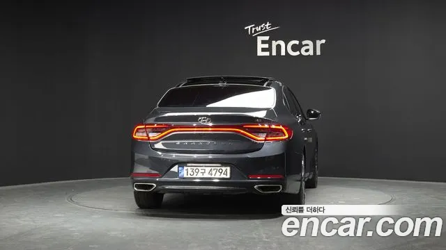 2017 Hyundai Grandeur IG 3.0 Exclusive Sold VIN KMHF341EBHA038462 – photo 13 2017 Hyundai Grandeur IG 3.0 Exclusive Sold VIN KMHF341EBHA038462 – photo 13