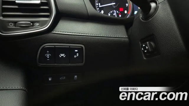 2018 Hyundai Grandeur IG 3.0 Exclusive Sold VIN KMHF341EBJA046619 – dashboard