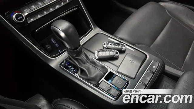 2018 Hyundai Grandeur IG 3.0 Exclusive Sold VIN KMHF341EBJA046619 – trunk area