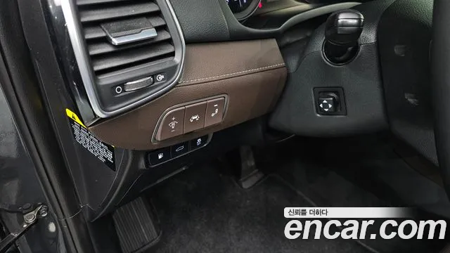 2018 Hyundai Grandeur IG 3.0 Exclusive Sold VIN KMHF341EBJA057669 – rear exterior
