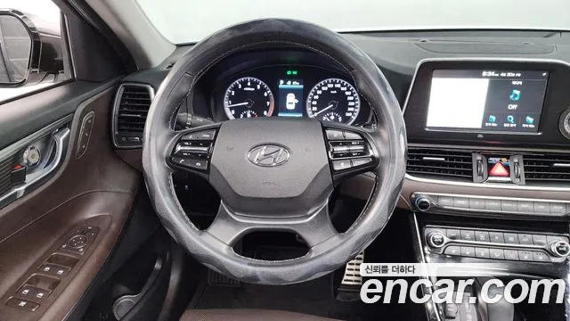 2018 Hyundai Grandeur IG 3.0 Exclusive Sold VIN KMHF341EBJA114983 – photo 16 2018 Hyundai Grandeur IG 3.0 Exclusive Sold VIN KMHF341EBJA114983 – photo 16
