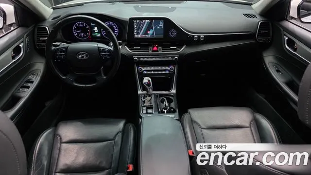 2018 Hyundai Grandeur IG 3.0 Exclusive Sold VIN KMHF341EBJA158747 – exterior detail
