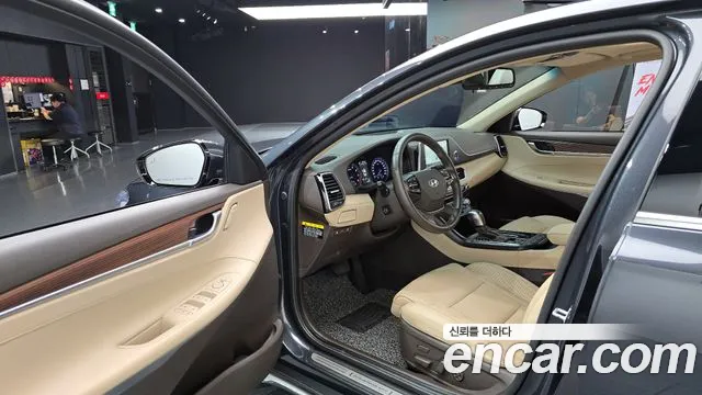 2019 Hyundai Grandeur IG 3.0 Exclusive Sold VIN KMHF341EBKA223511 – dashboard