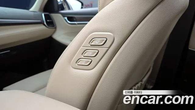 2019 Hyundai Grandeur IG 3.0 Exclusive Sold VIN KMHF341EBKA223511 – exterior detail
