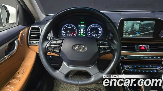 2019 Hyundai Grandeur IG 3.0 Exclusive Sold VIN KMHF341EBKA248047 – engine bay