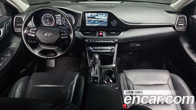 2019 Hyundai Grandeur Ig 3.0 Exclusive Sold VIN KMHF341EBKA265637 – front exterior