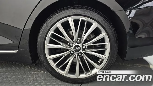 2018 Hyundai Grandeur IG 3.3 Celebrity VIN KMHF341GBJA050383