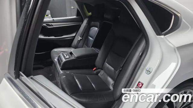 2019 Hyundai Grandeur IG 3.3 Celebrity Sold VIN KMHF341GBKA265833 – photo 15