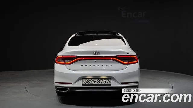2019 Hyundai Grandeur IG 3.3 Celebrity Sold VIN KMHF341GBKA265833 – photo 18