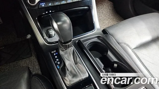 2017 Hyundai Grandeur IG 3.0 LPI Taxi Sold VIN KMHF341NBHA026134 – dashboard