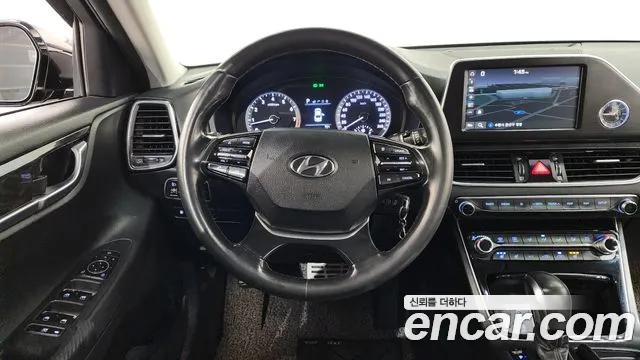 2017 Hyundai Grandeur IG 3.0 LPI Taxi Sold VIN KMHF341NBHA026134 – odometer reading