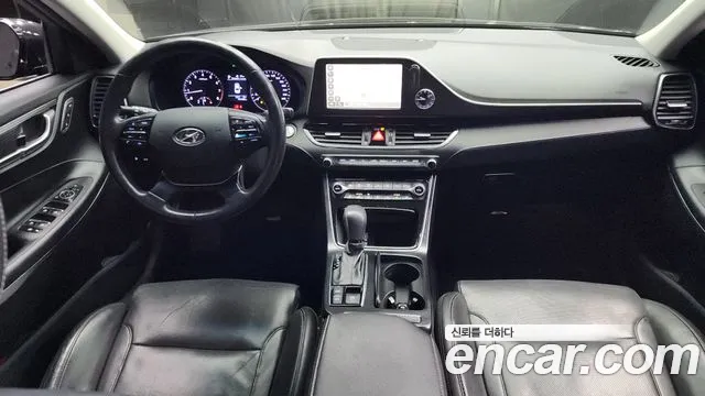 2017 Hyundai Grandeur IG 2.4 Premium Sold VIN KMHF441CBHA021969 – photo 11 2017 Hyundai Grandeur IG 2.4 Premium Sold VIN KMHF441CBHA021969 – photo 11