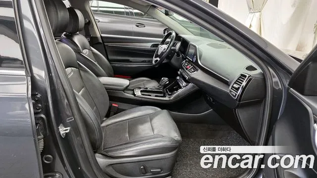 2017 Hyundai Grandeur Ig 2.4 Premium Sold VIN KMHF441CBHA040736 – front exterior