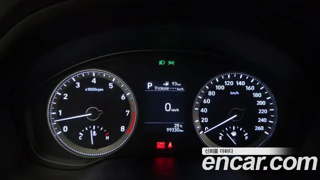 2018 Hyundai Grandeur IG 2.4 Premium Sold VIN KMHF441CBJA048071 – interior seats