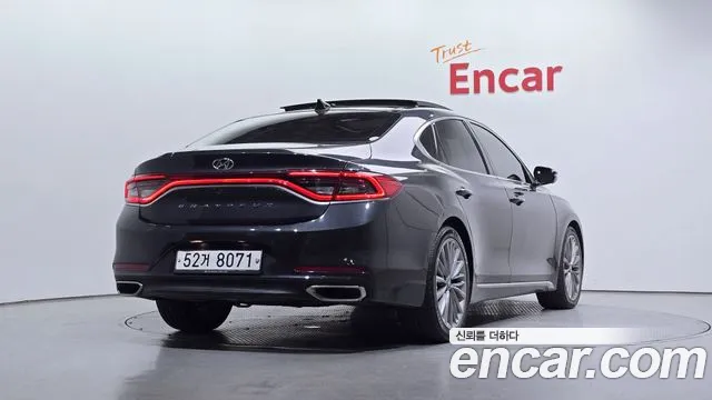 2018 Hyundai Grandeur IG 2.4 Premium Sold VIN KMHF441CBJA063026 – photo 19