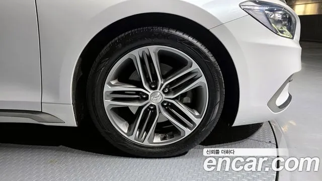 2018 Hyundai Grandeur IG 2.4 Premium Sold VIN KMHF441CBJA064463 – photo 16