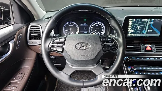 2018 Hyundai Grandeur IG 2.4 Premium Sold VIN KMHF441CBJA067121 – undercarriage