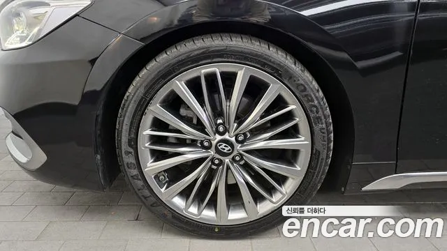 2018 Hyundai Grandeur IG 2.4 Premium Sold VIN KMHF441CBJA087680 – exterior detail 2018 Hyundai Grandeur IG 2.4 Premium Sold VIN KMHF441CBJA087680 – exterior detail
