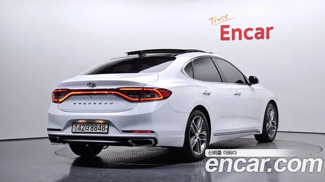 2018 Hyundai Grandeur IG 2.4 Premium Sold VIN KMHF441CBJA091231 – photo 13